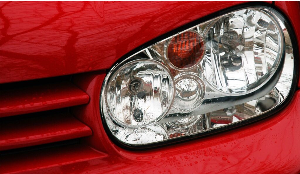 Is it Worth Replacing Halogen Bulb With LED Headlight? - NAOEVO