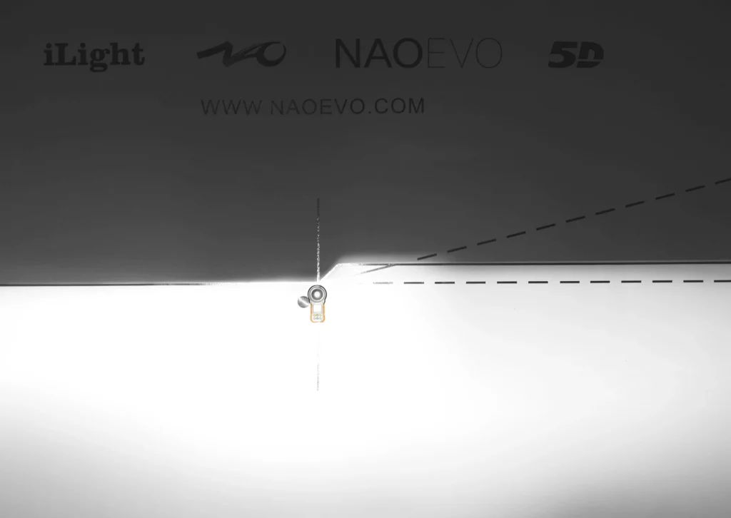 Low-beam-of-NG-LED-headlight-bulb-1