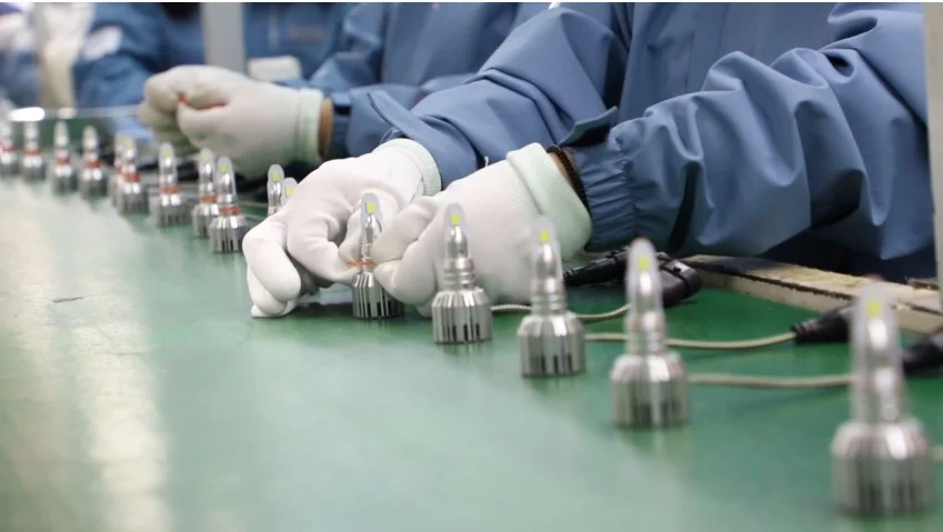 LED headlight bulb manufacturer