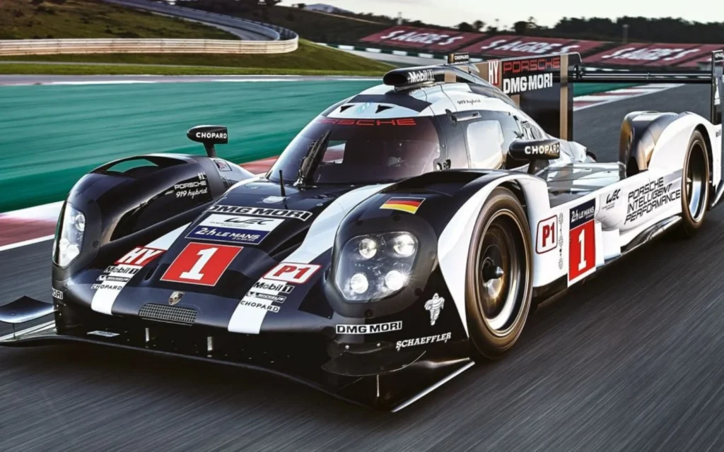 2015 Le Mans-winning Porsche 919 with Osram laser technology